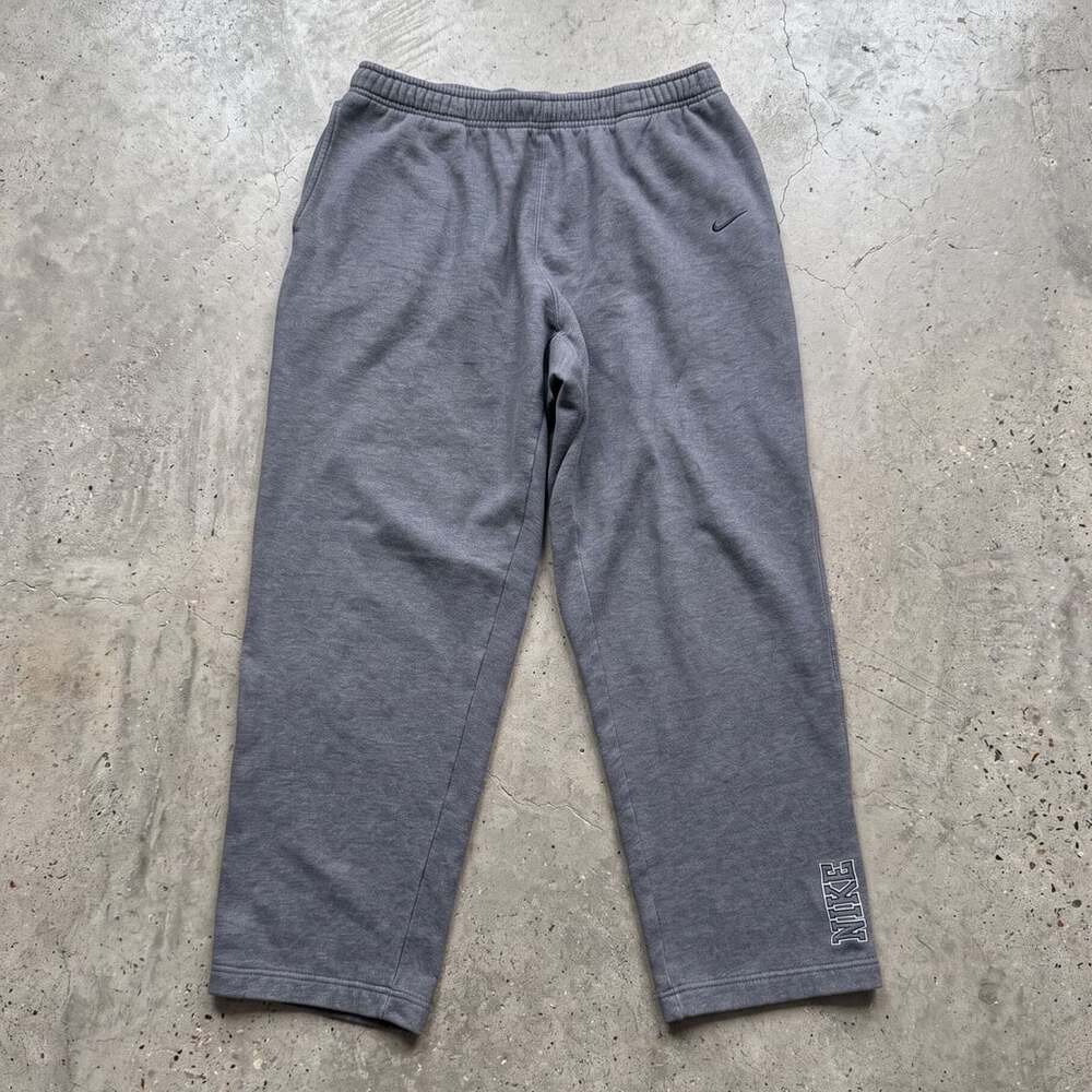 Nike Sweatpants Size M Gray Vintage Logo